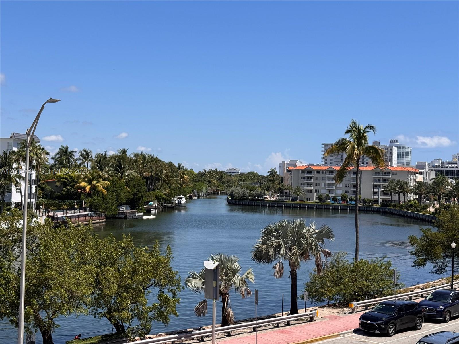 2401 Collins Ave # 1807