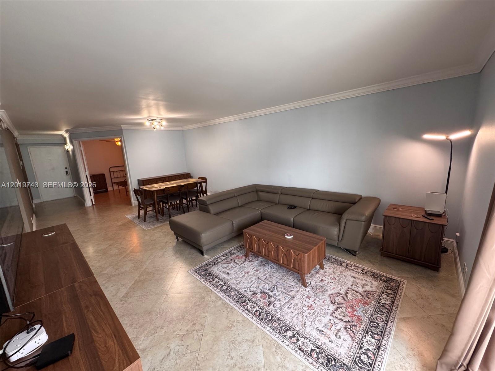 2401 Collins Ave # 1807