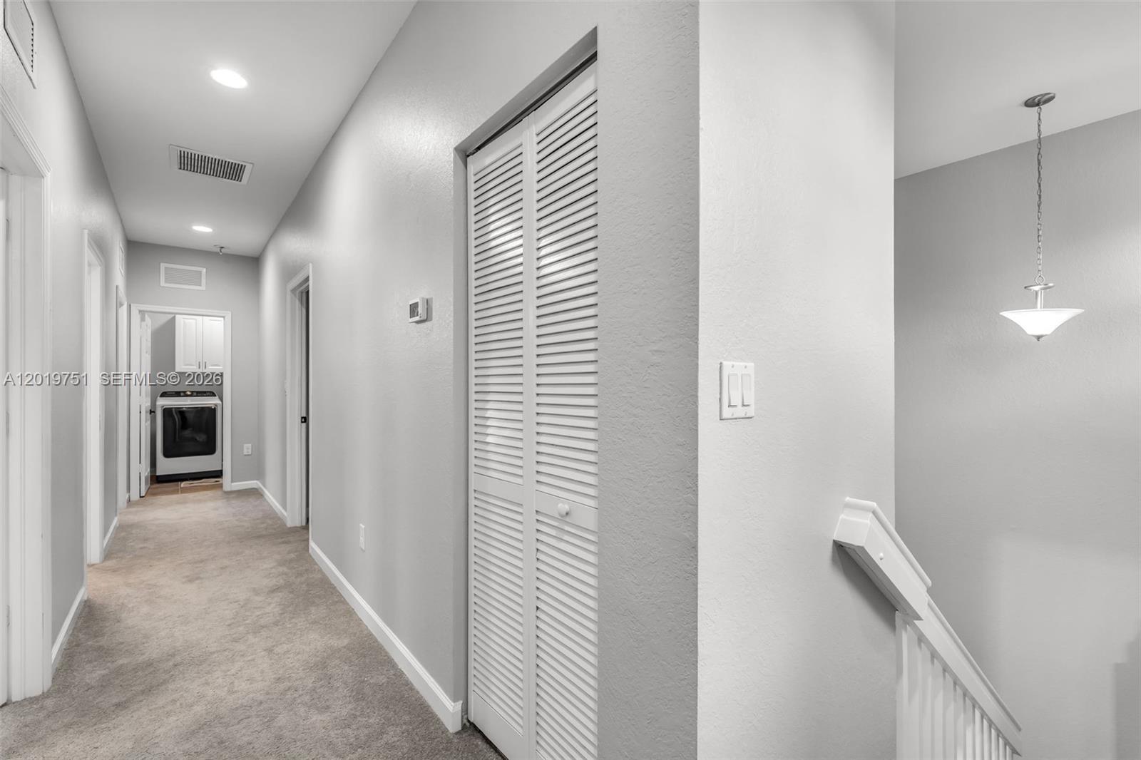 633 SE 35th Ter