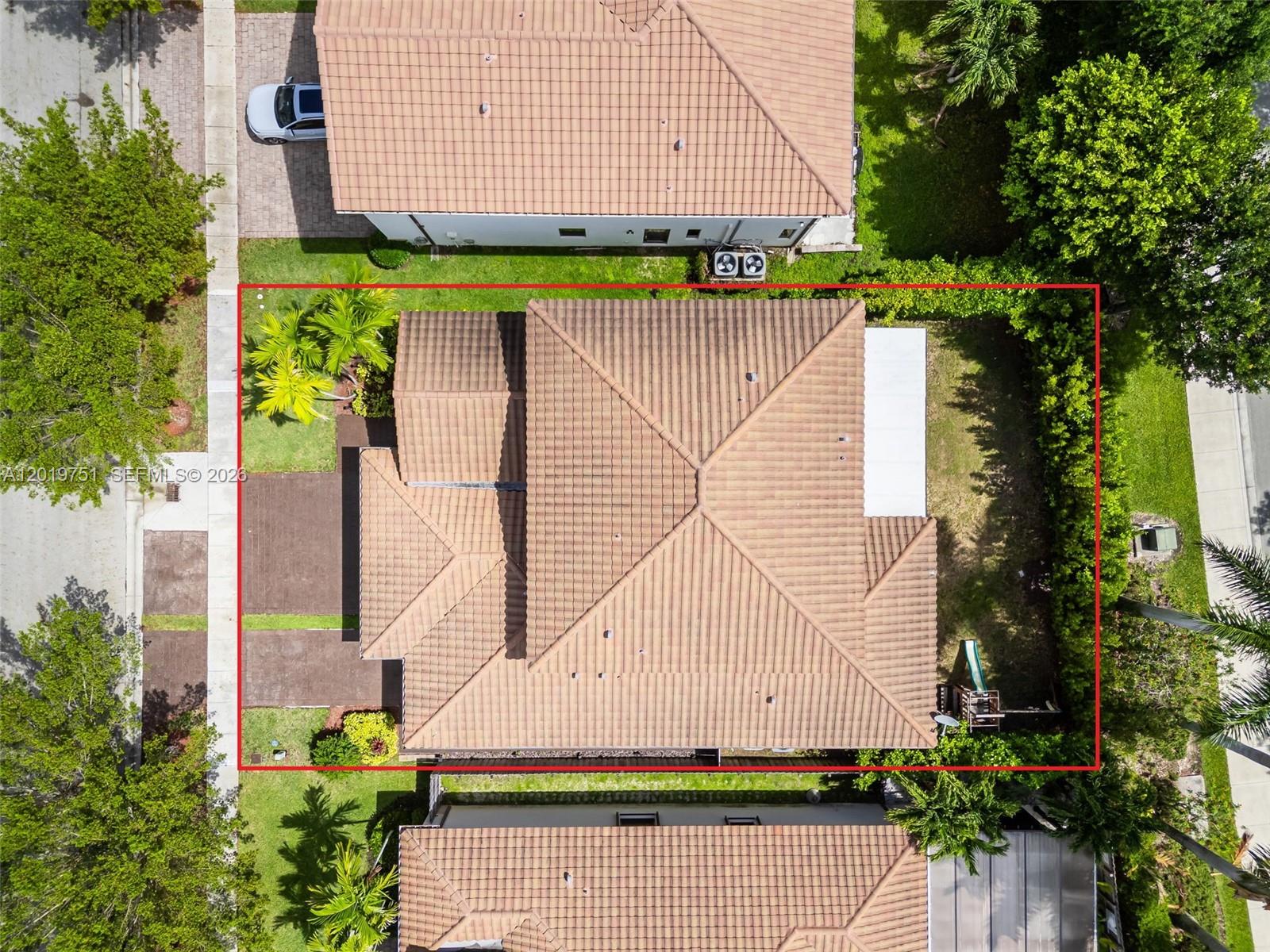 633 SE 35th Ter
