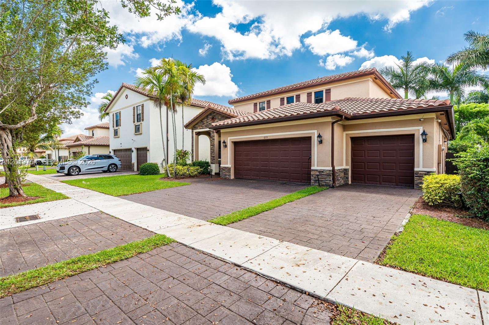 633 SE 35th Ter