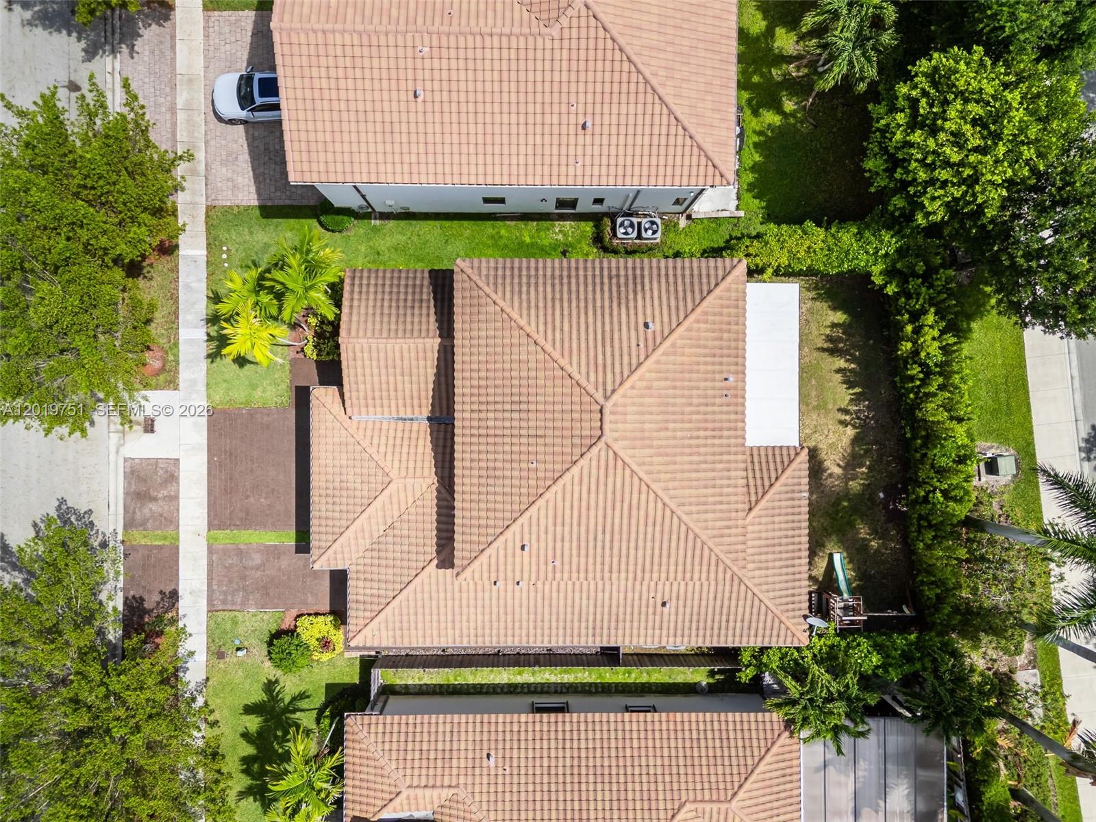 633 SE 35th Ter