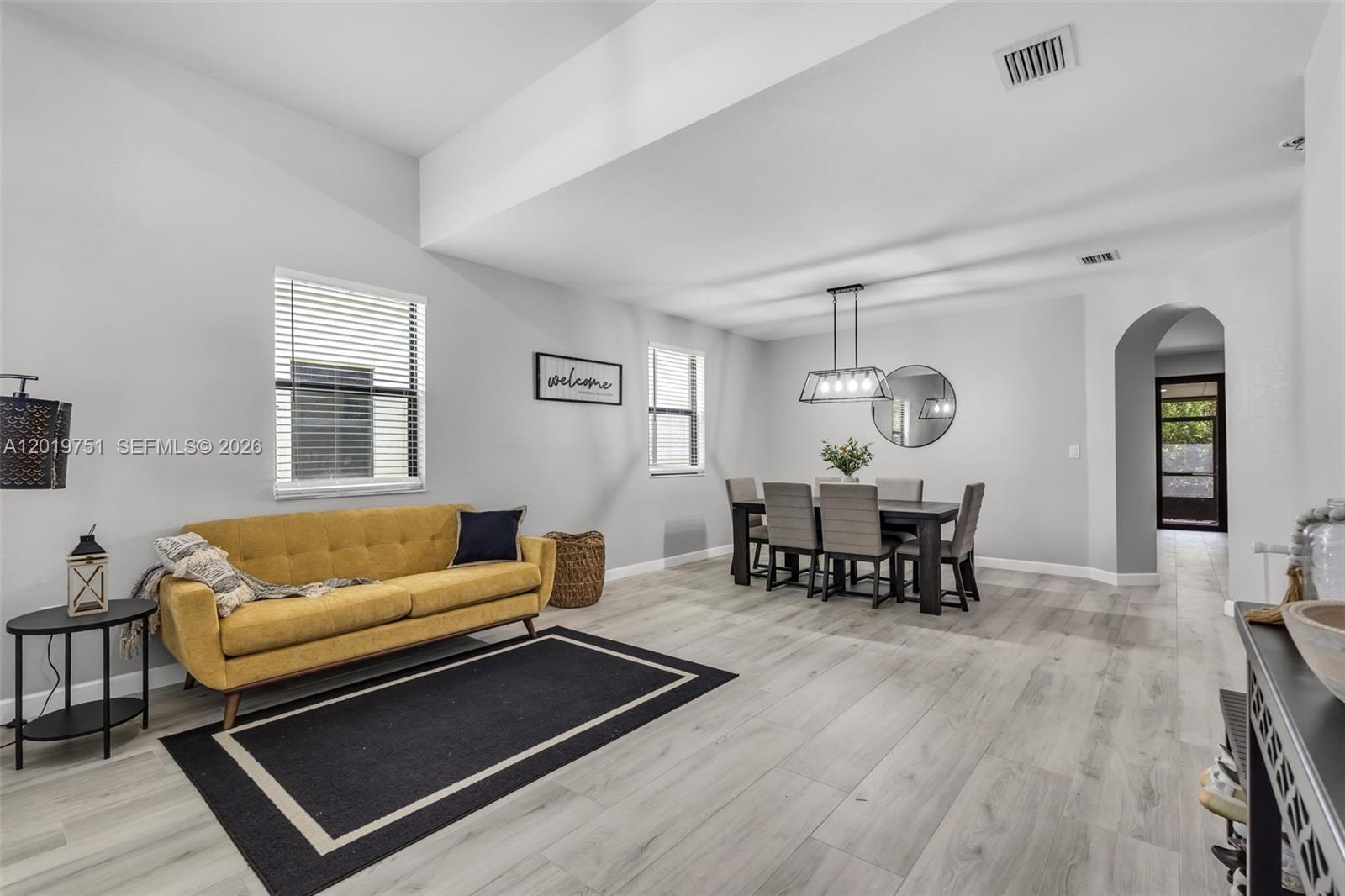 633 SE 35th Ter