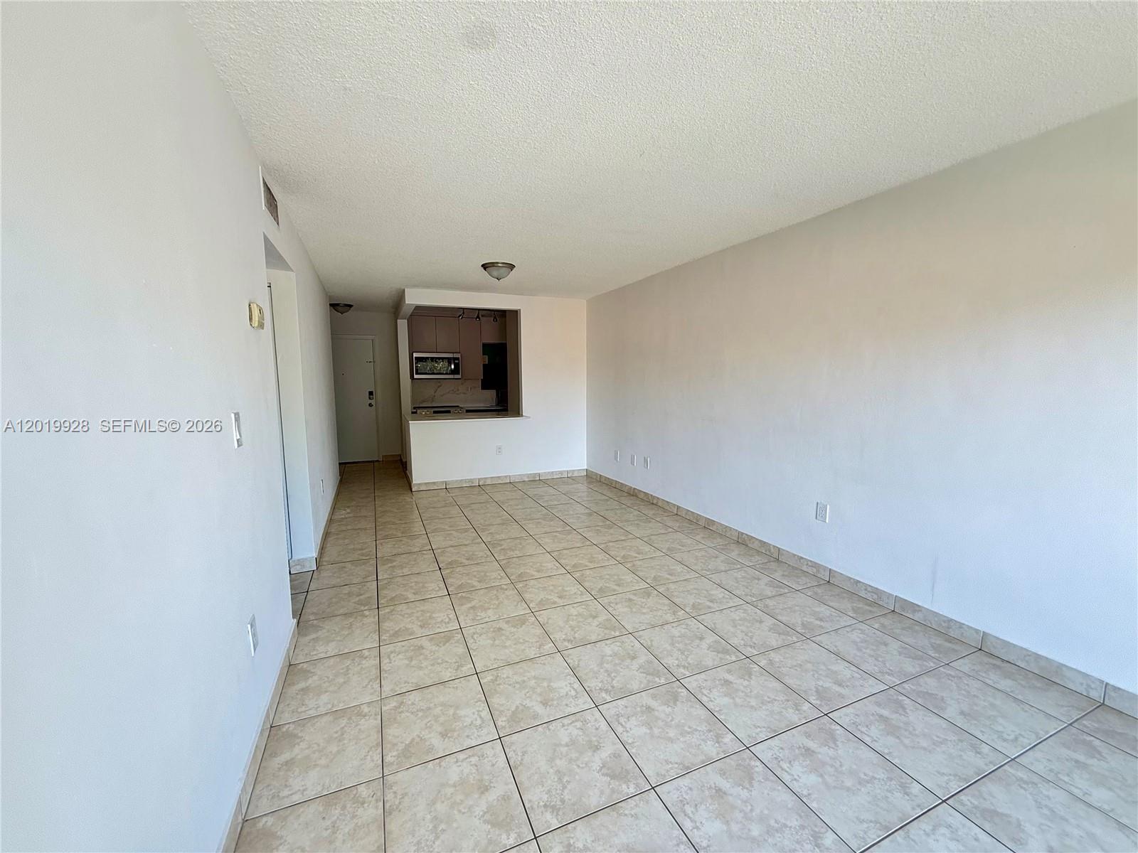 1530 SW 2nd St # 304