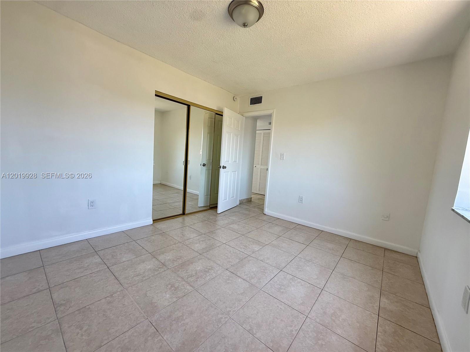 1530 SW 2nd St # 304
