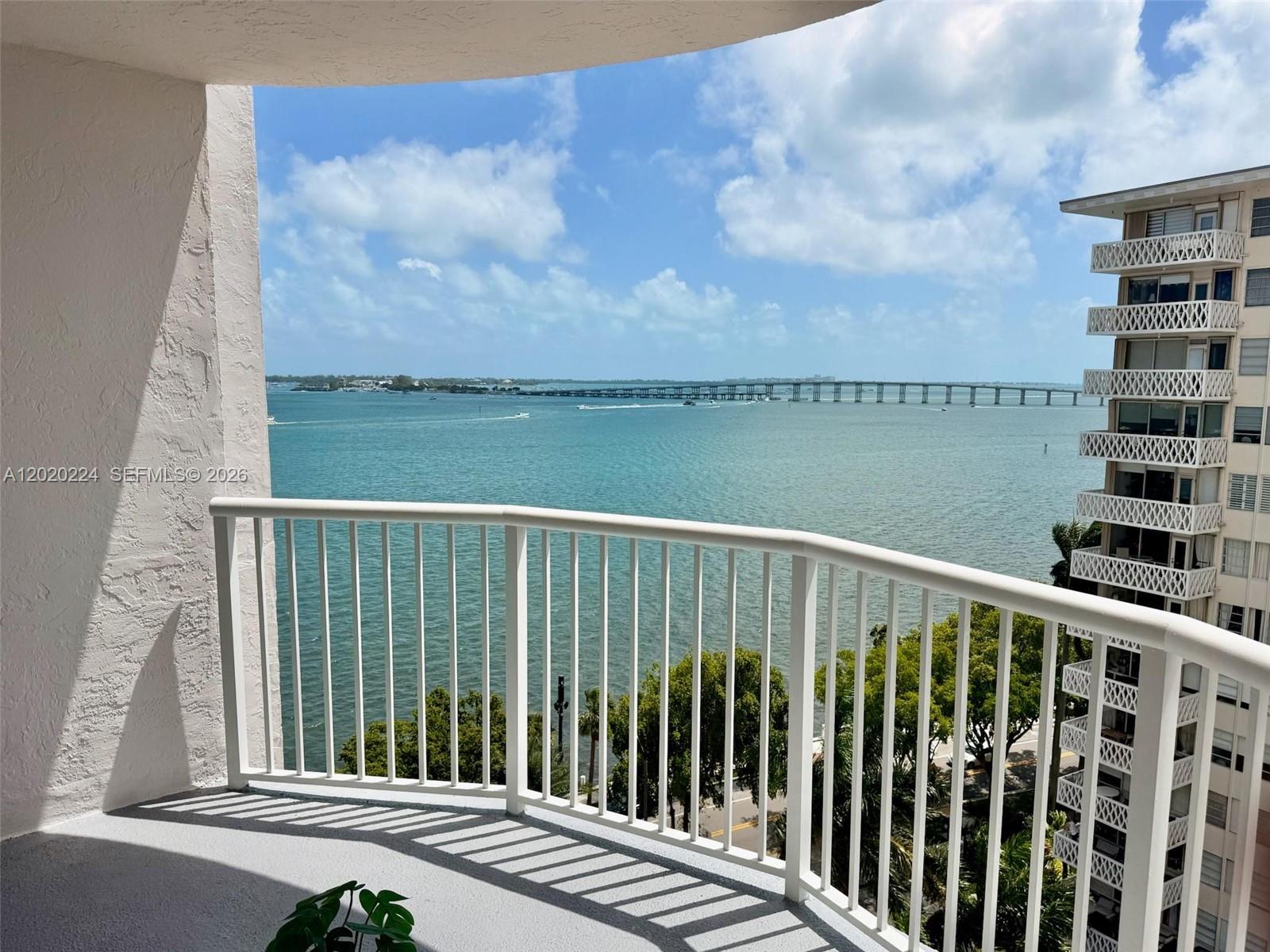 1420 Brickell Bay Dr # 1108B