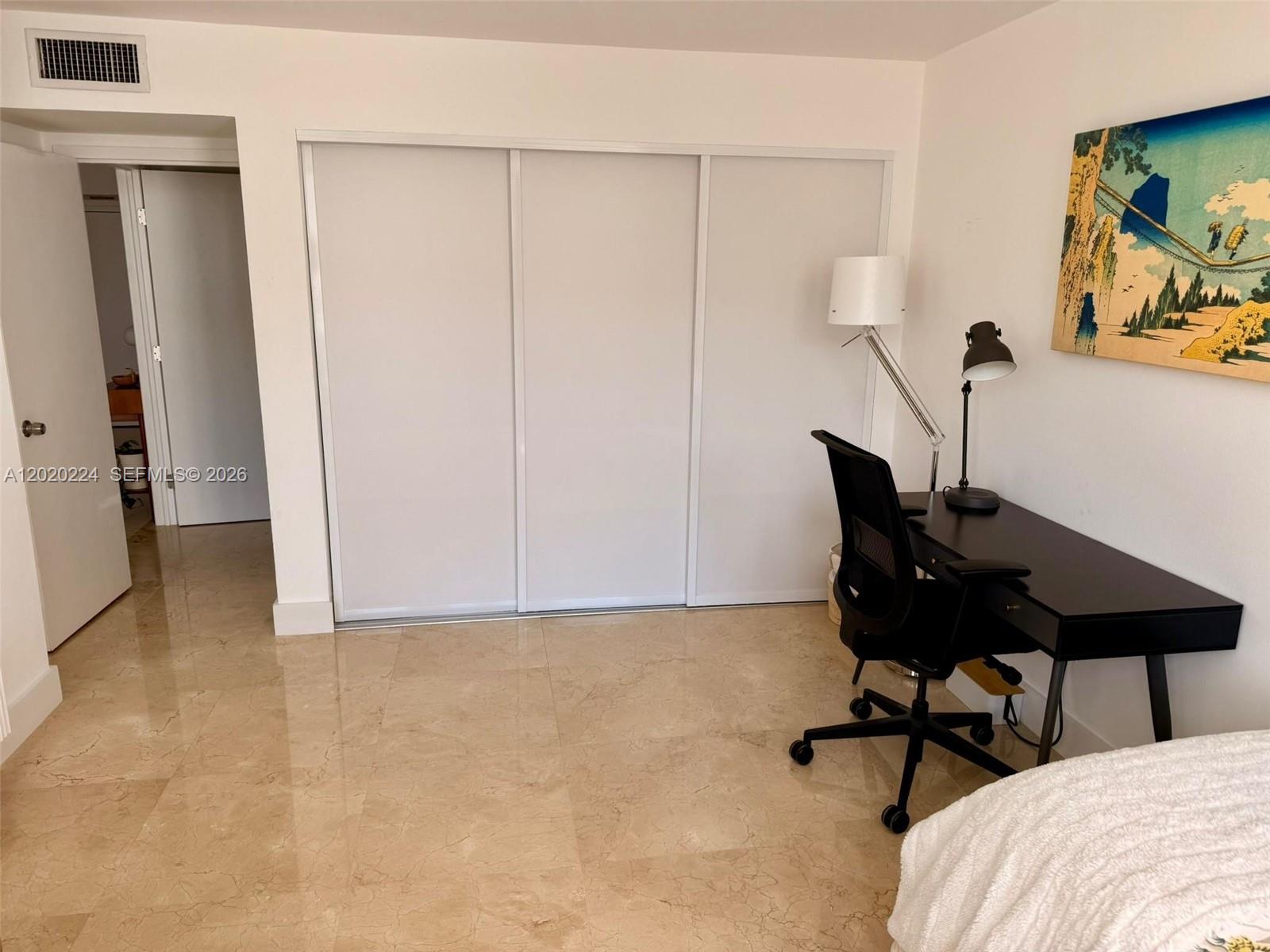 1420 Brickell Bay Dr # 1108B