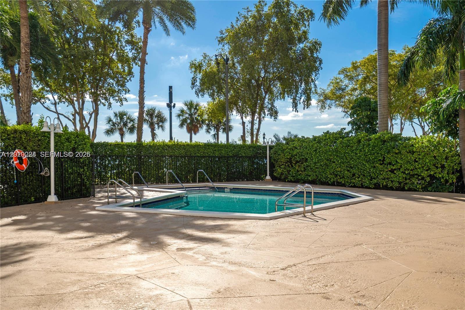 1420 Brickell Bay Dr # 1108B