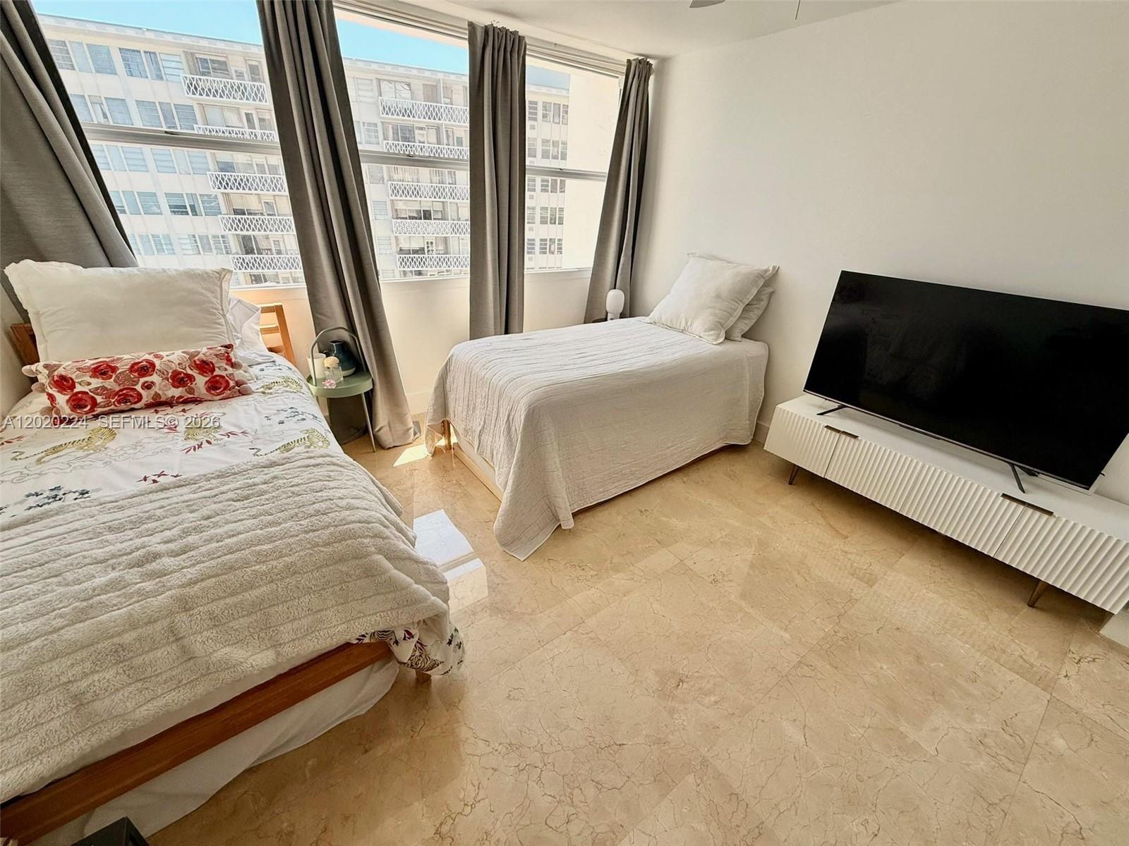 1420 Brickell Bay Dr # 1108B