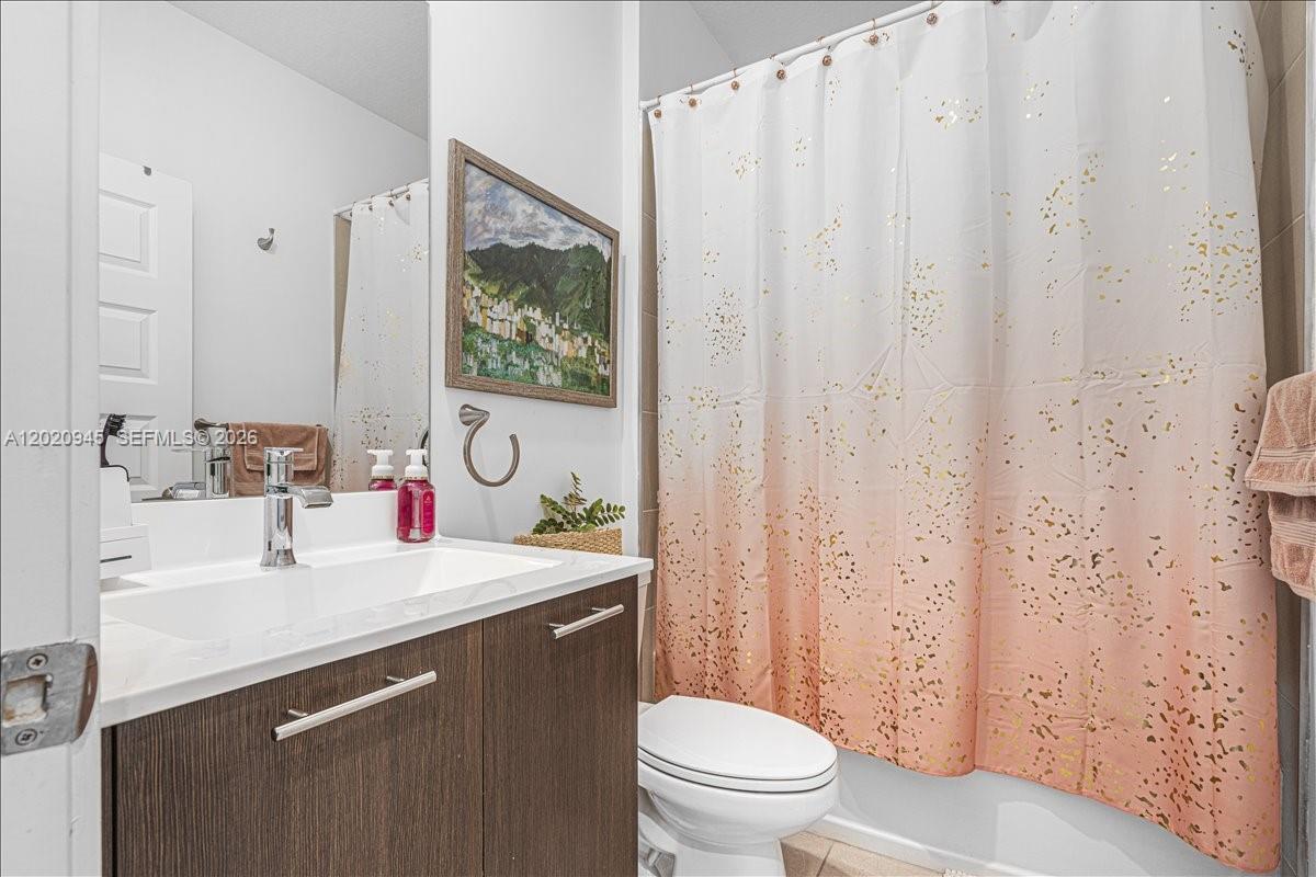 8301 NW 41st St # 309 Unit: B-309