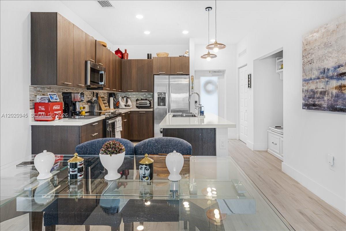 8301 NW 41st St # 309 Unit: B-309