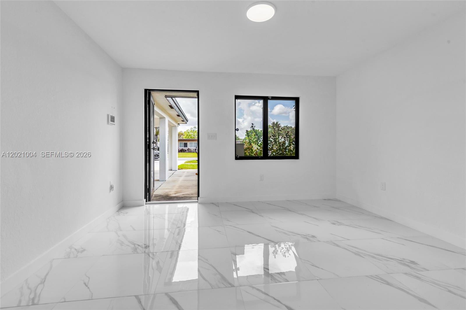 152 NW 18th St