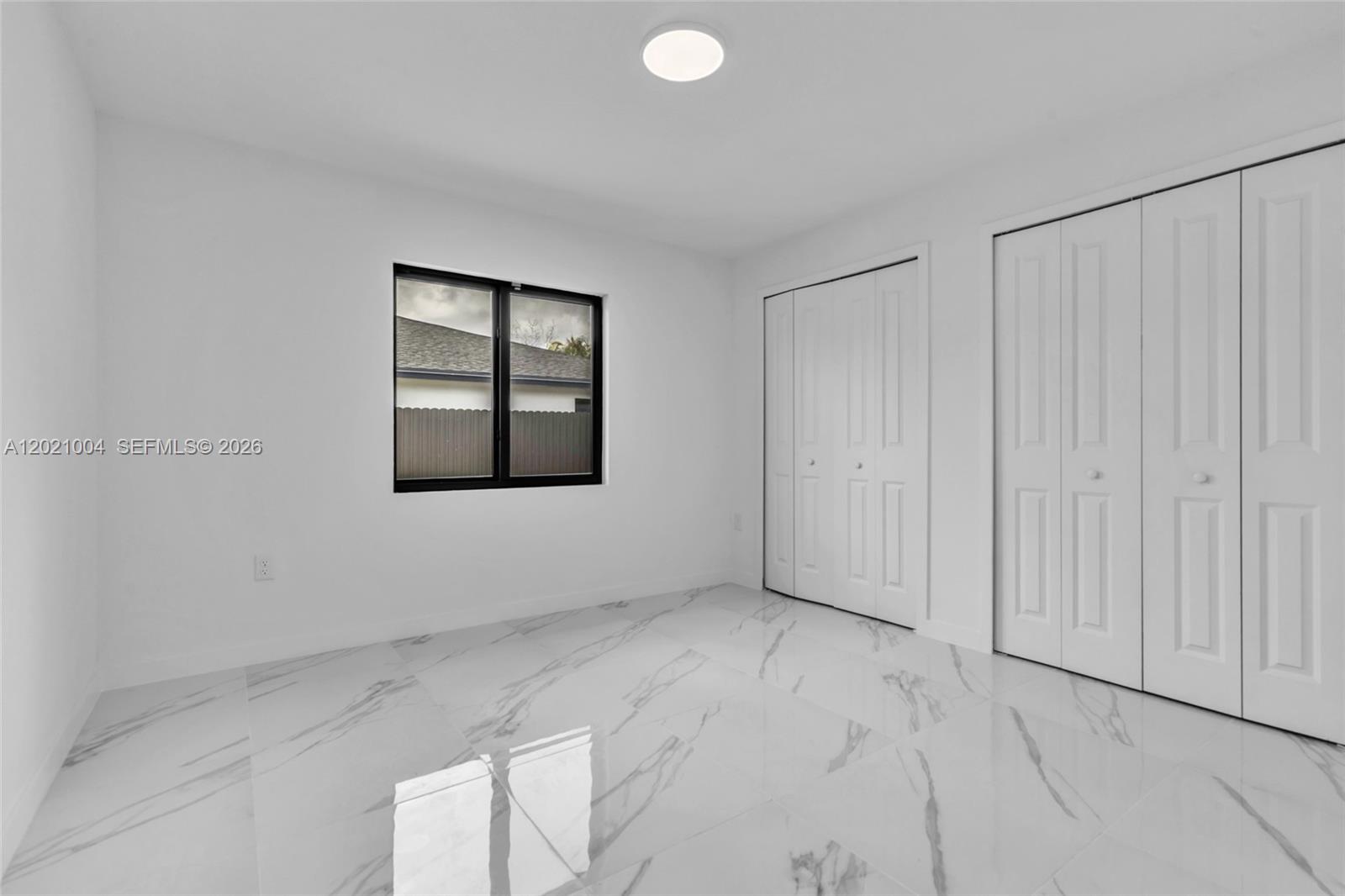 152 NW 18th St