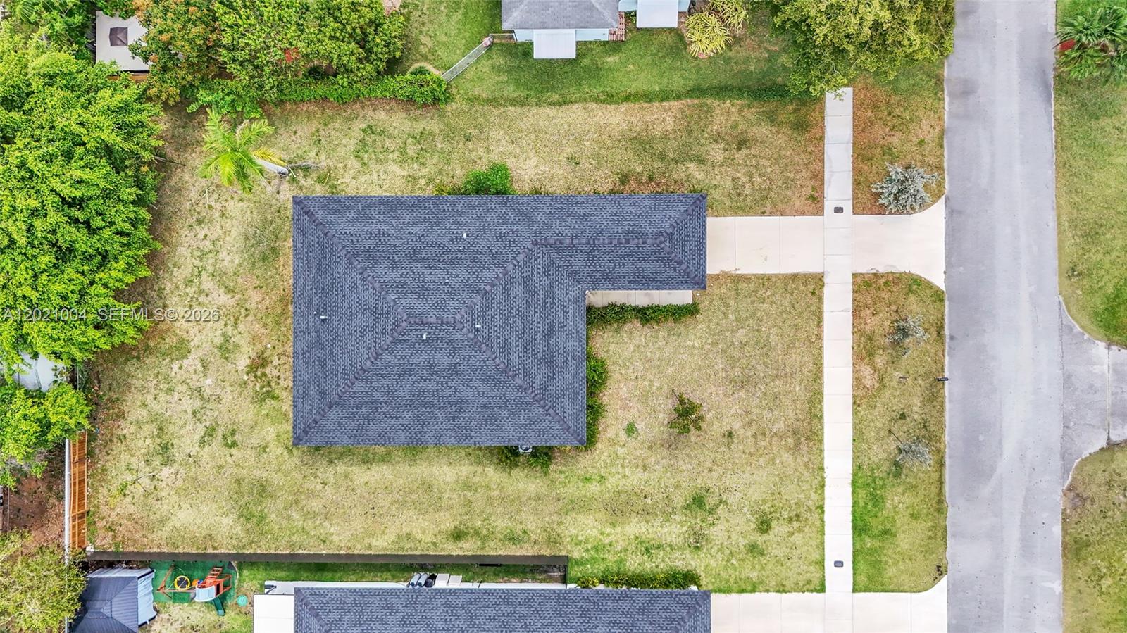 152 NW 18th St