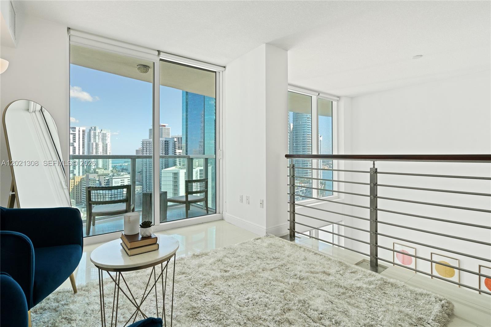 41 SE 5th St # 1609