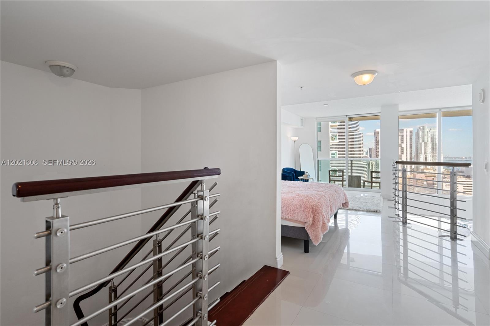 41 SE 5th St # 1609