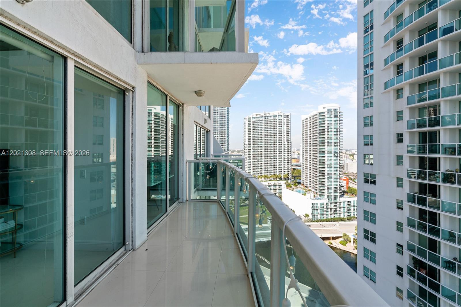 41 SE 5th St # 1609