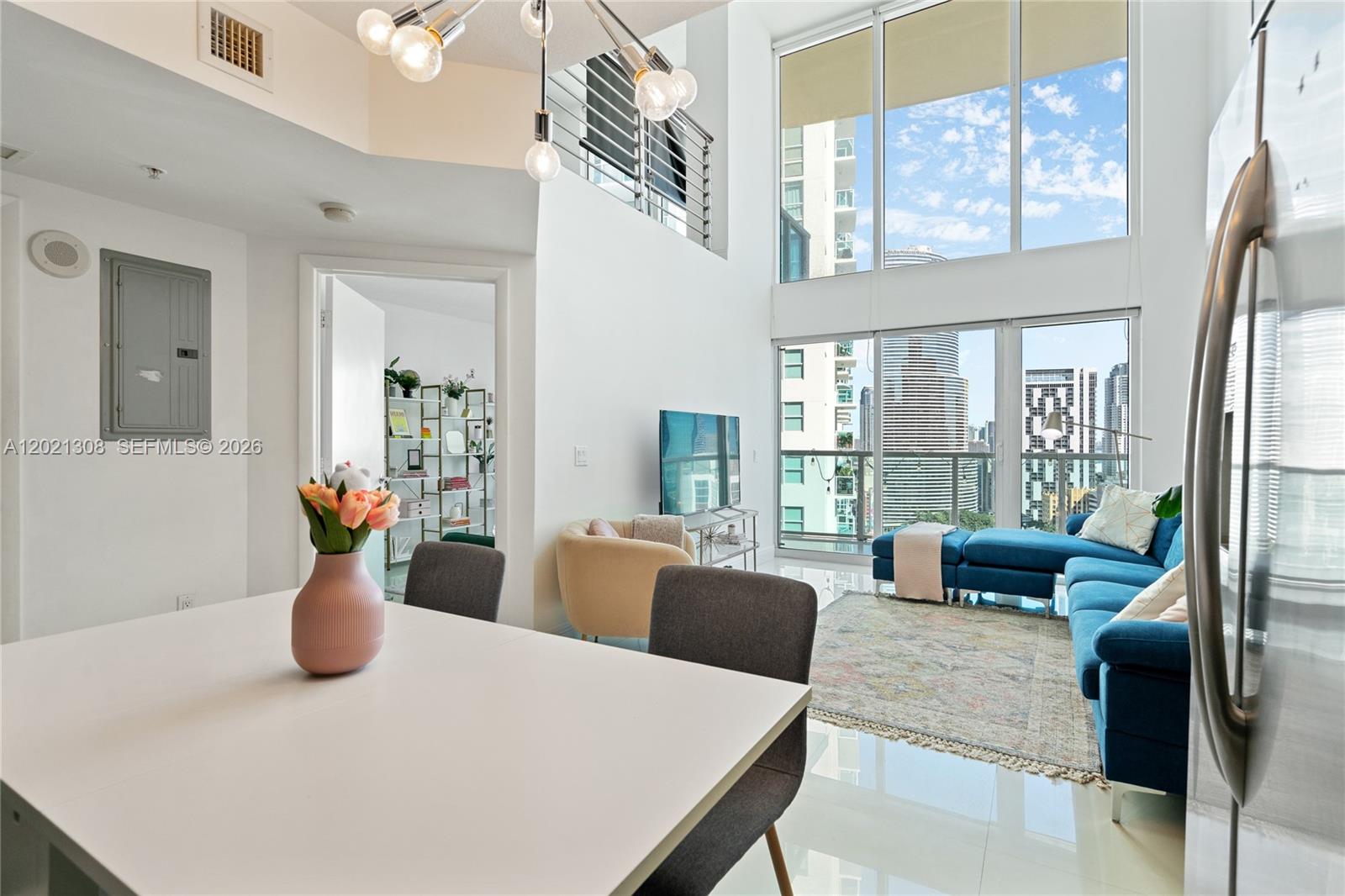41 SE 5th St # 1609