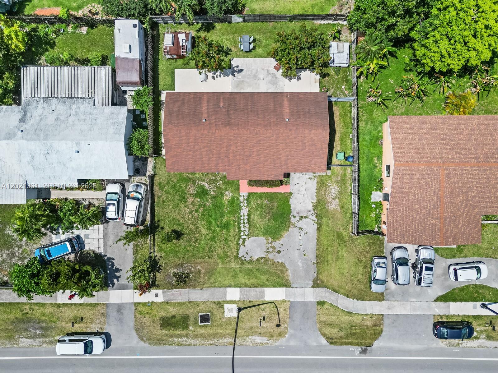 12321 SW 268