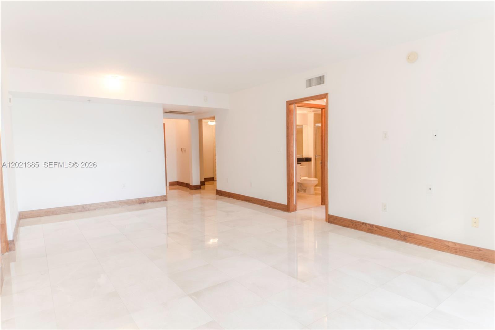 31 SE 5th St # 1208