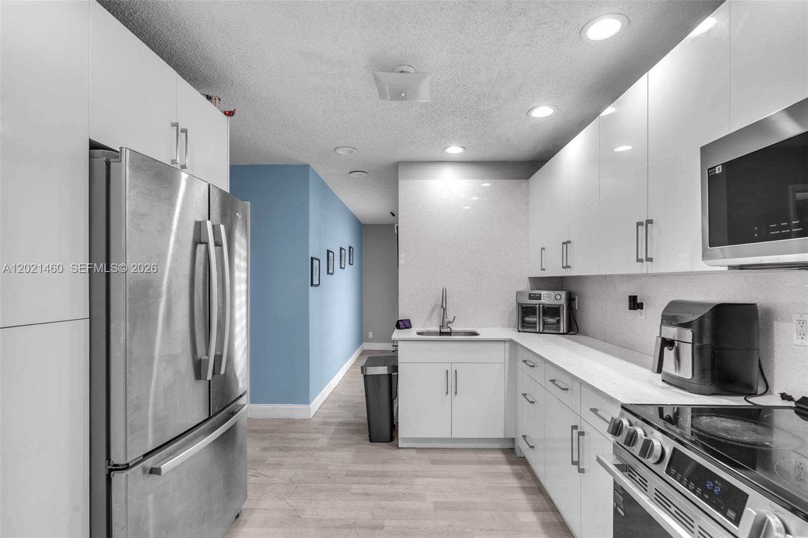 850 NW 79th Ave