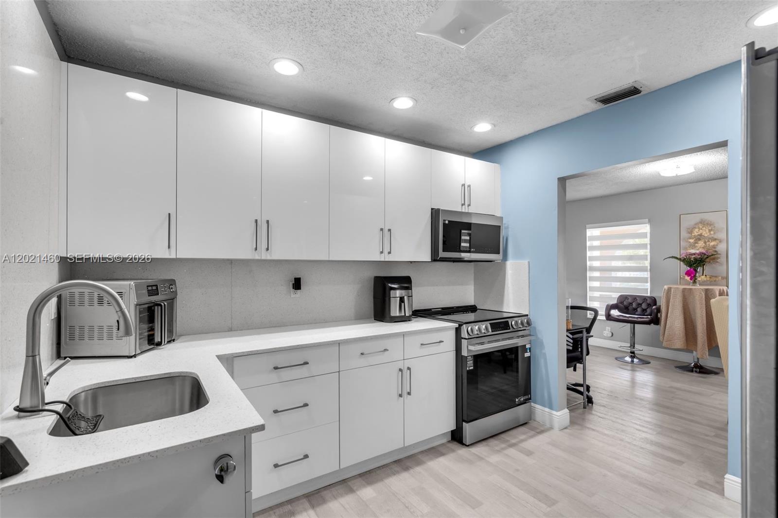 850 NW 79th Ave
