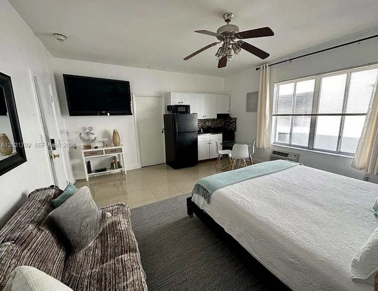 3700 Collins Ave # 306 Unit: S-306