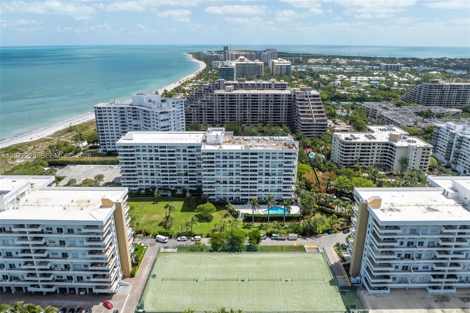 199 Ocean Lane Dr # 515