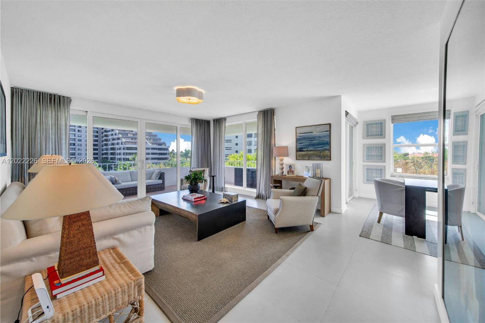 199 Ocean Lane Dr # 515