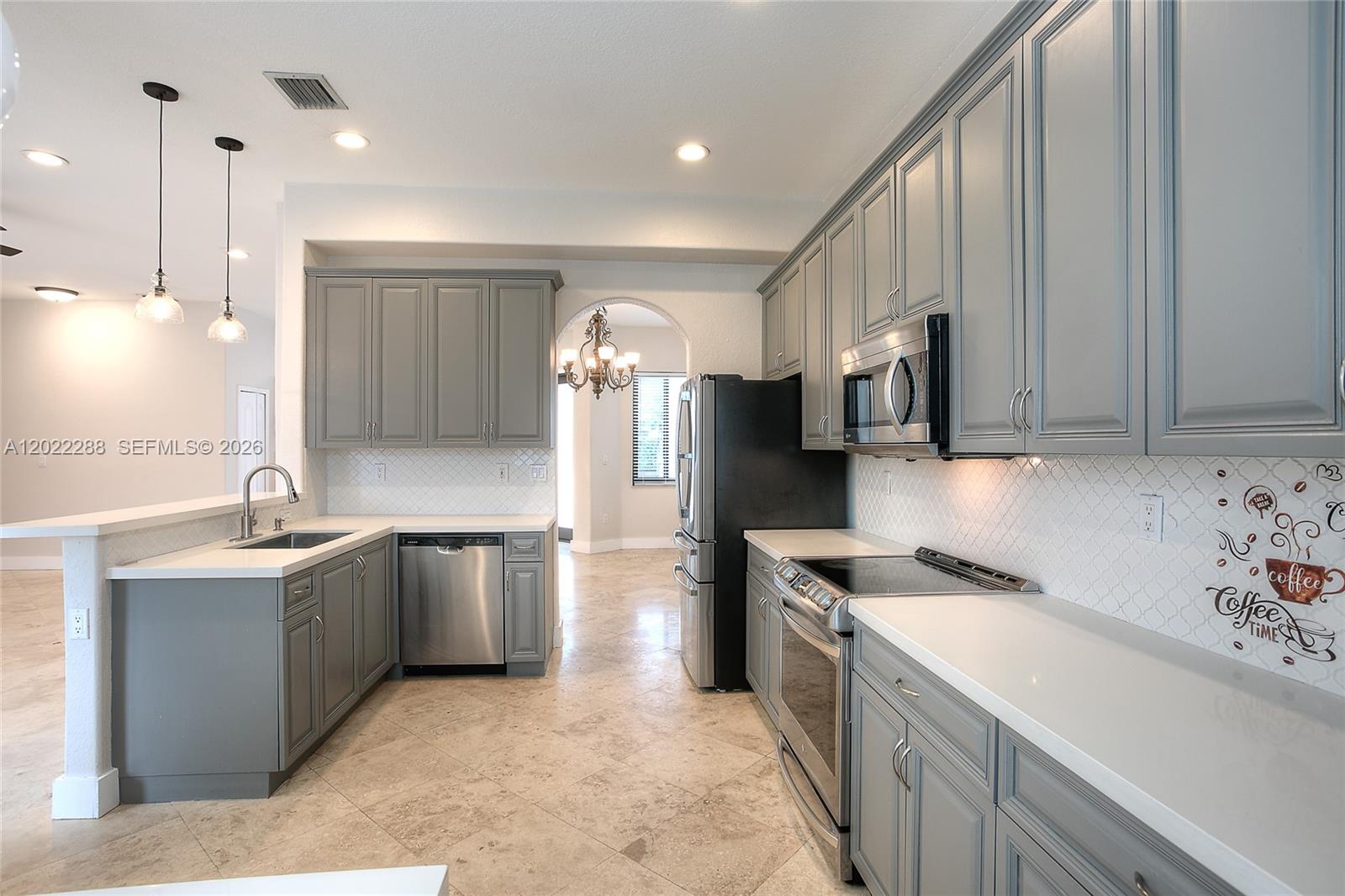 18355 NW 89th Ave Unit: *