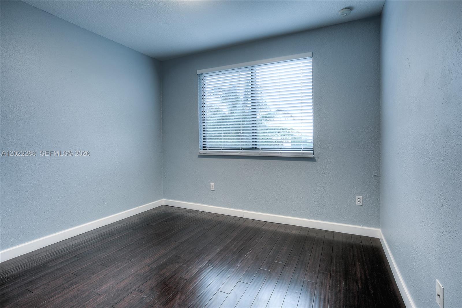 18355 NW 89th Ave Unit: *