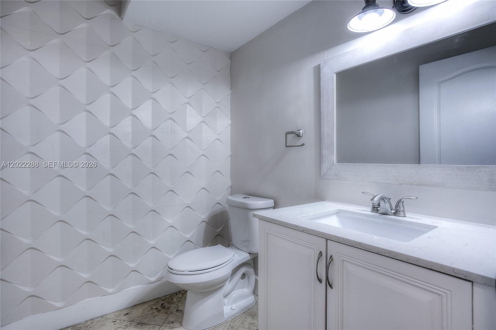 18355 NW 89th Ave Unit: *
