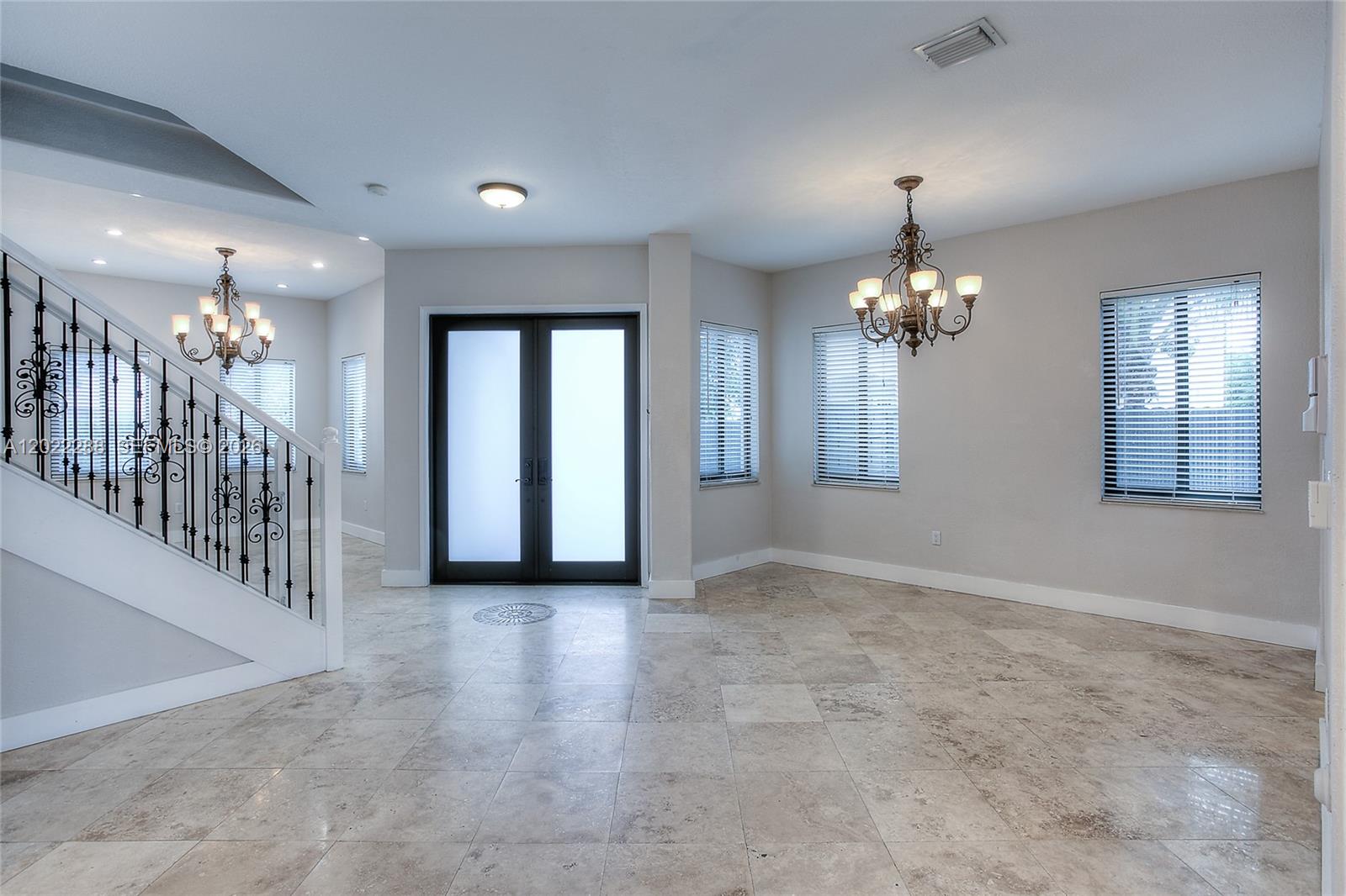18355 NW 89th Ave Unit: *