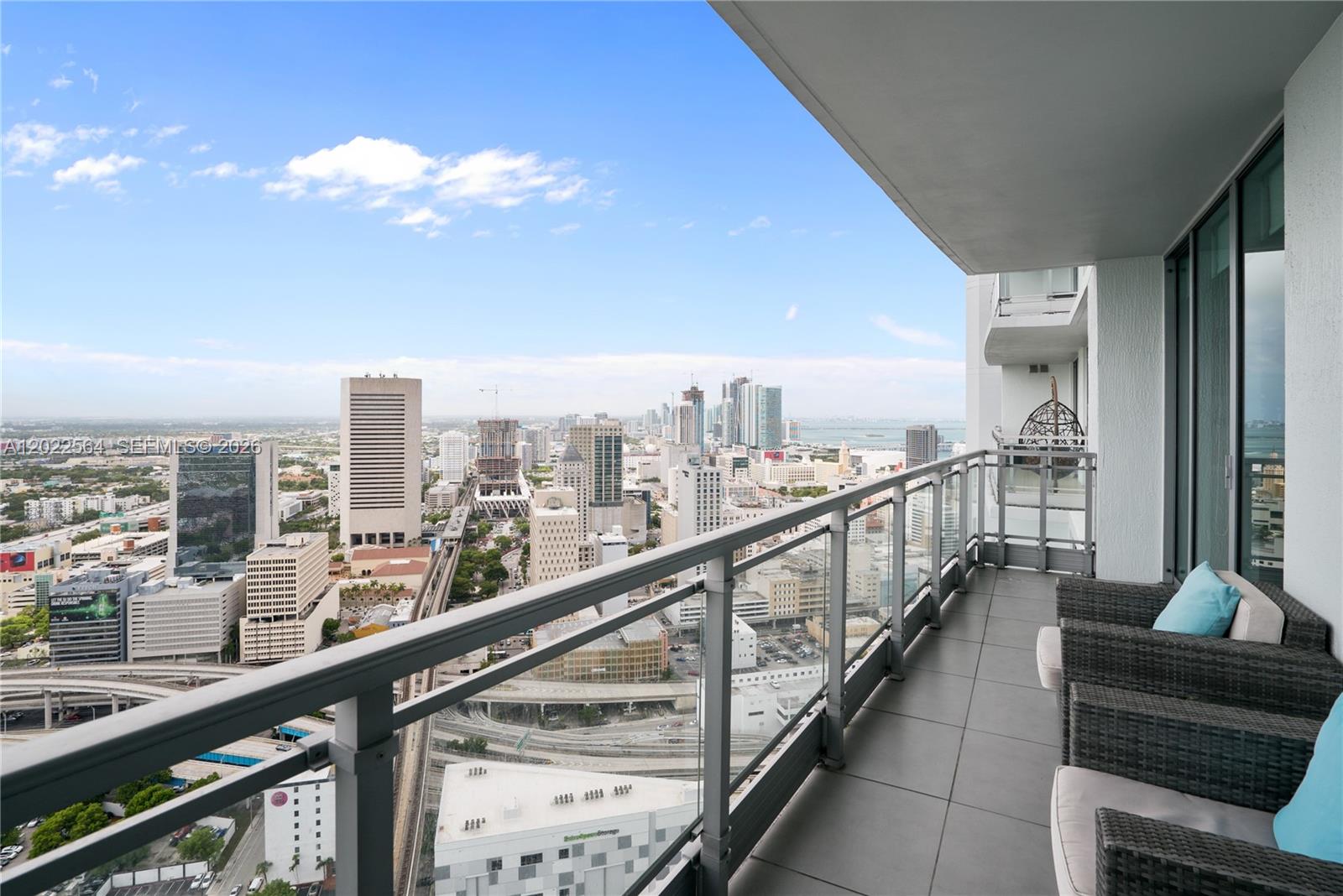 90 SW 3rd St # 4308