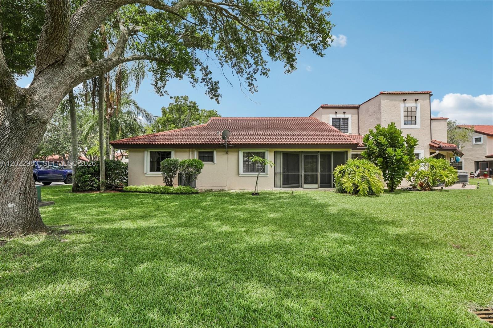 8927 W Sunrise Blvd