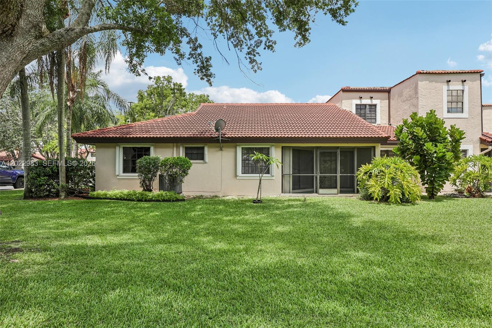 8927 W Sunrise Blvd