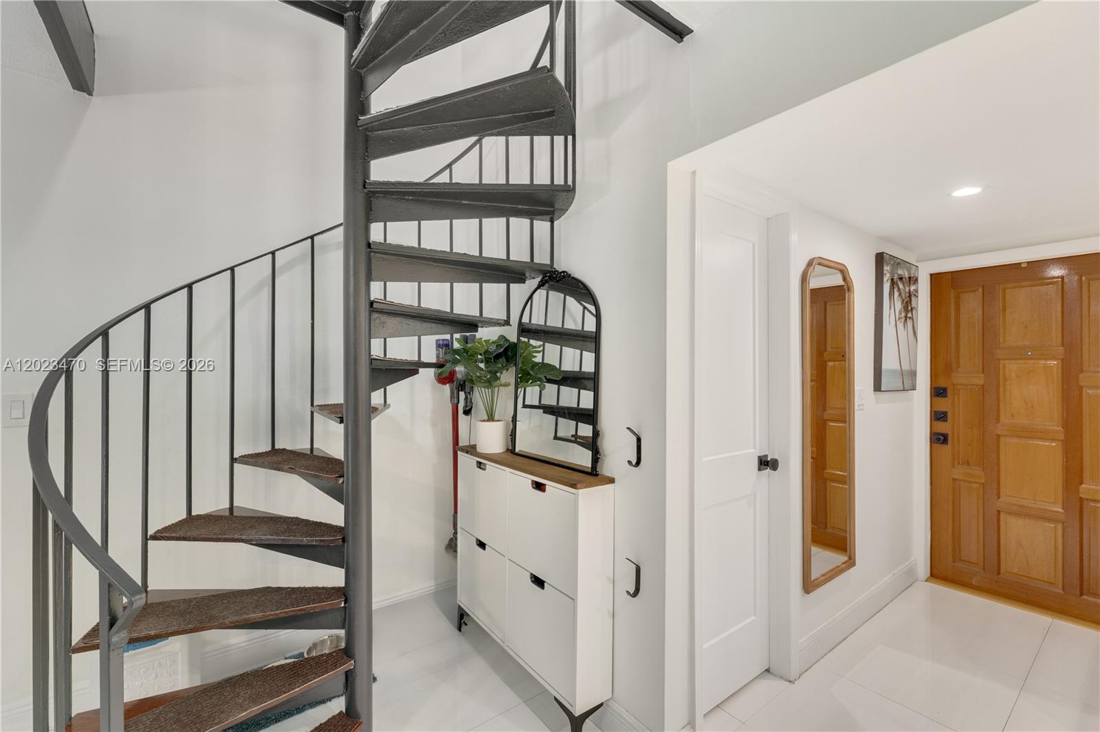 3214 W Trade Ave # 5 Unit: III-5