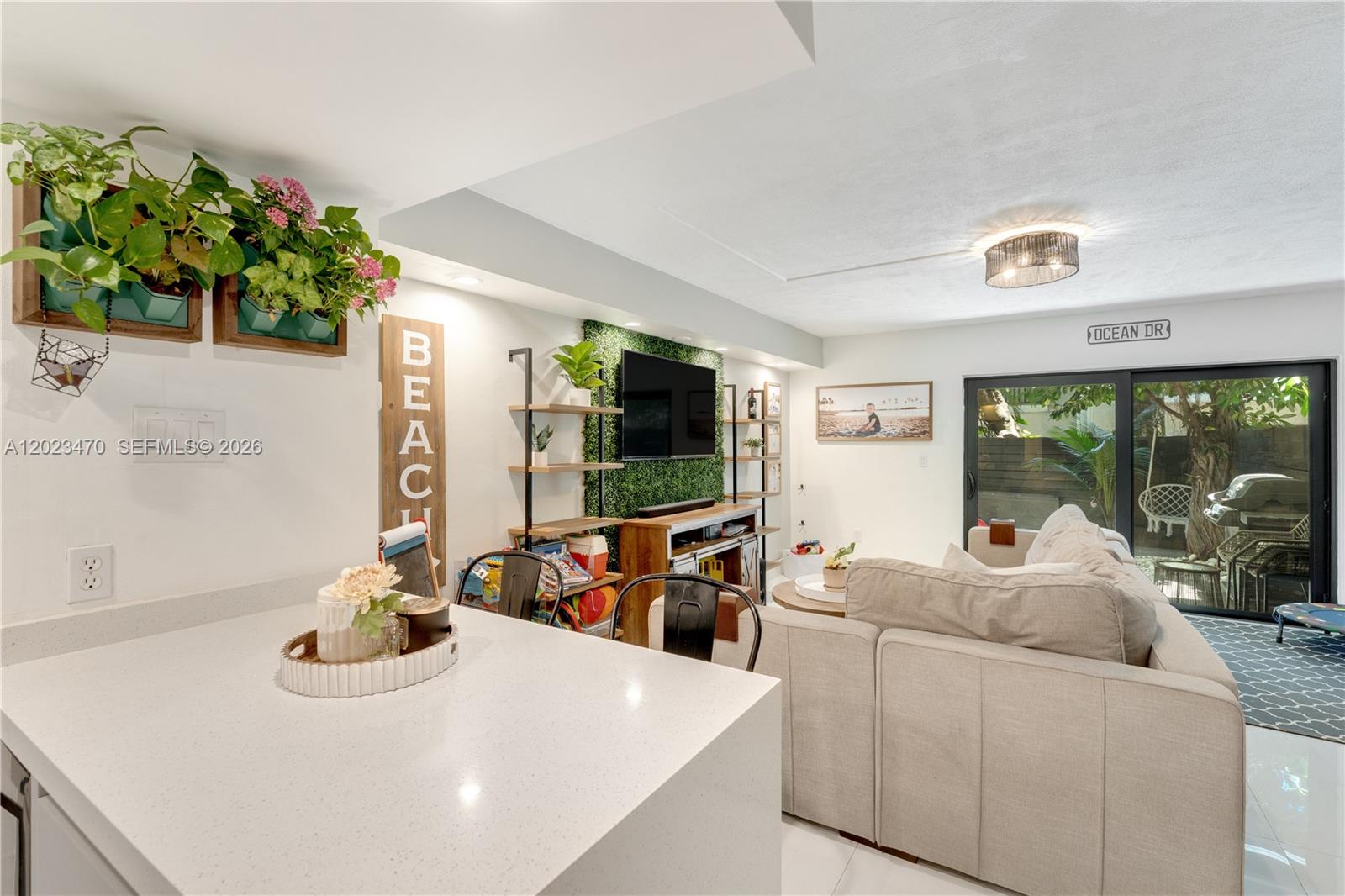 3214 W Trade Ave # 5 Unit: III-5