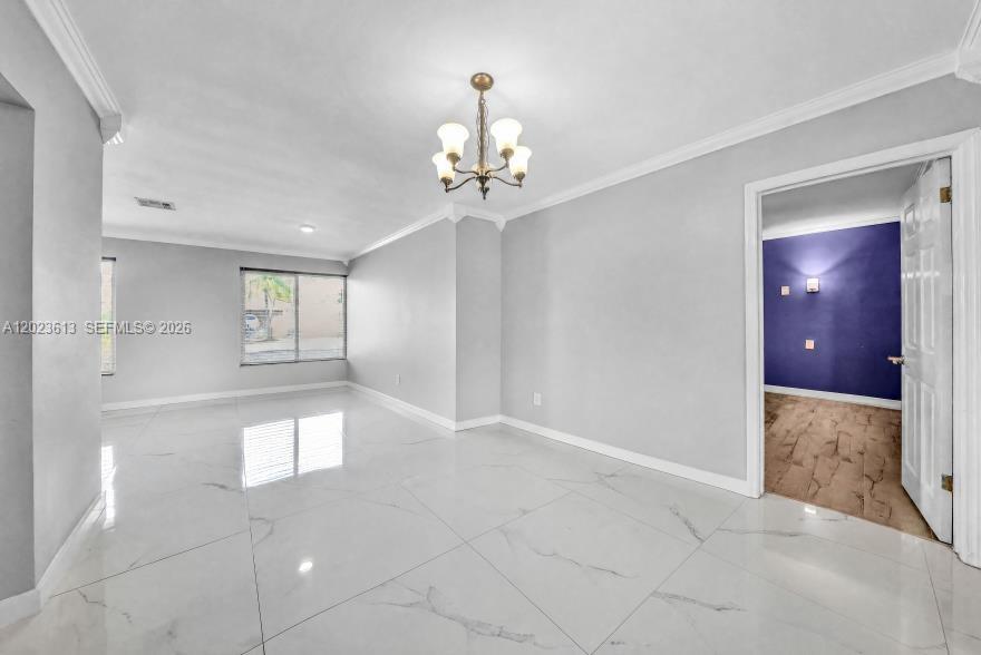 5260 SW 10th Ct