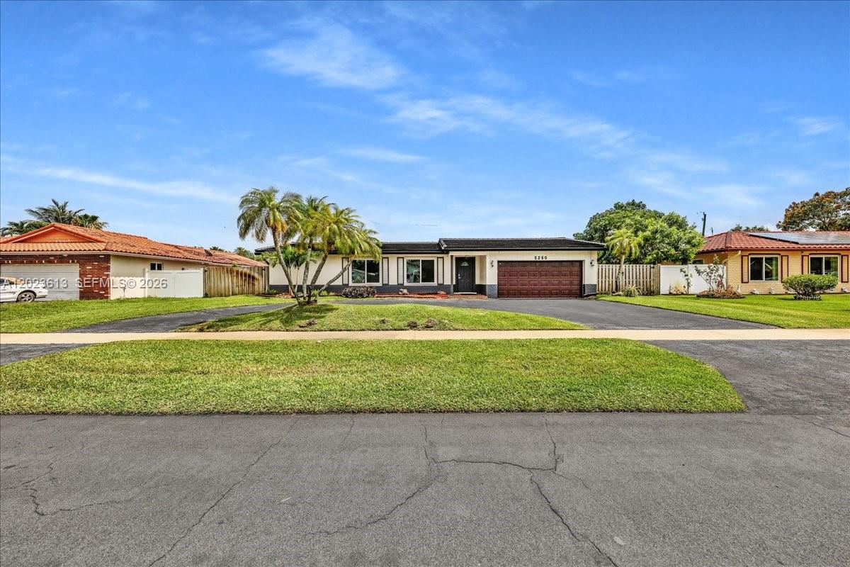 5260 SW 10th Ct