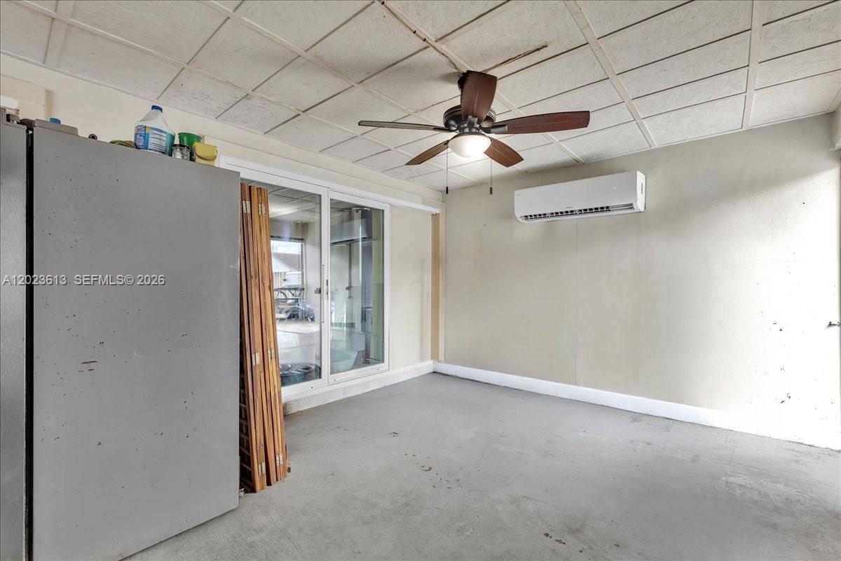 5260 SW 10th Ct
