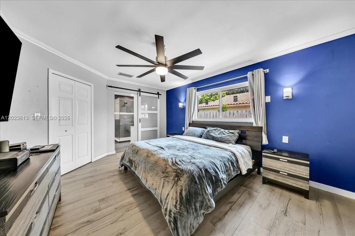 5260 SW 10th Ct