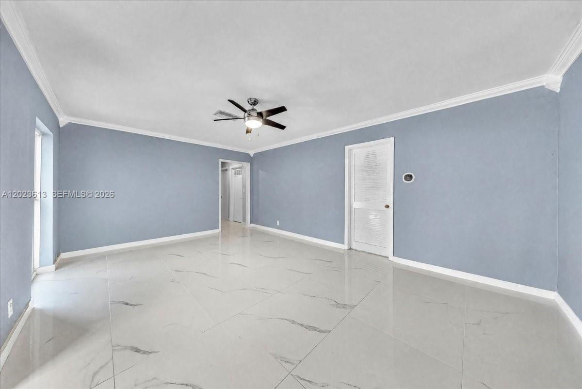 5260 SW 10th Ct