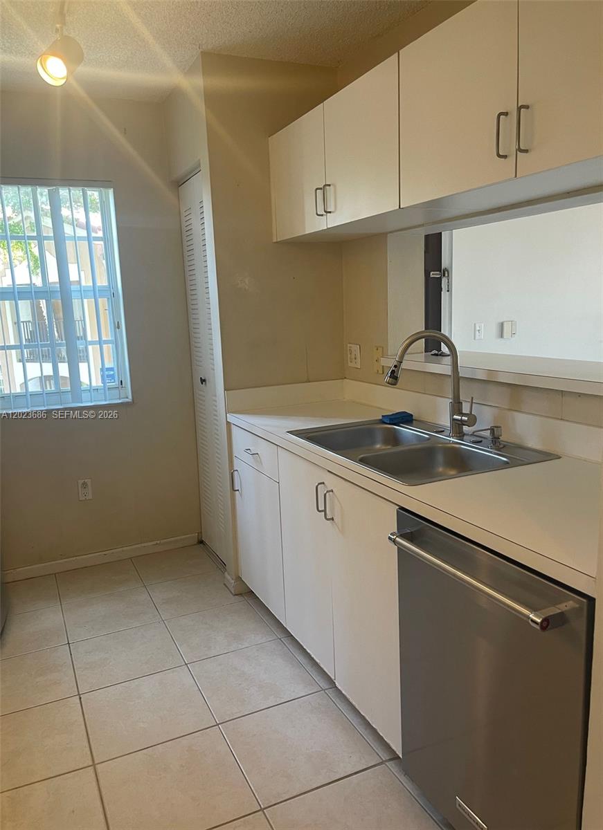 2091 Renaissance Blvd # 207