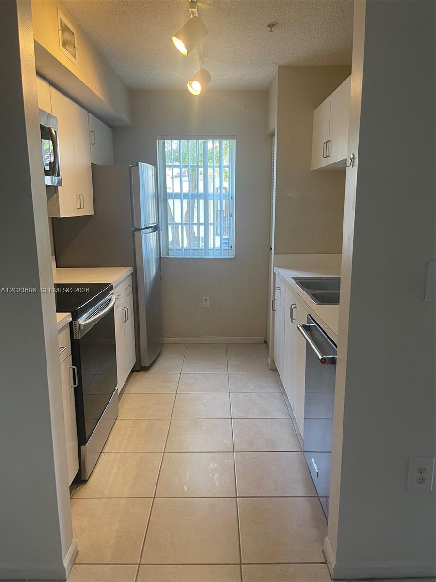 2091 Renaissance Blvd # 207