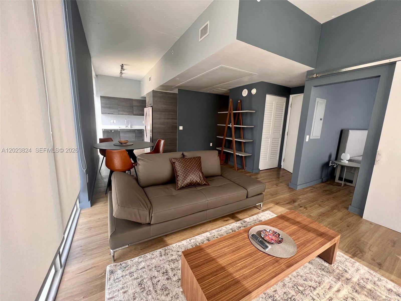 151 SE 1st St # 810