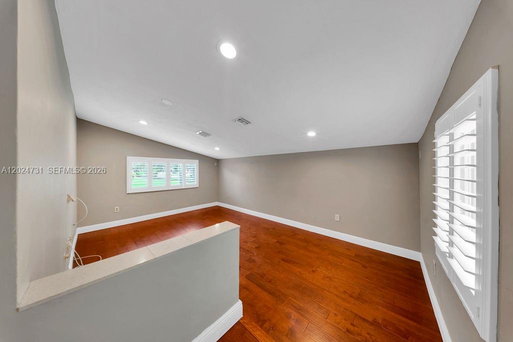 9800 SW 76th St