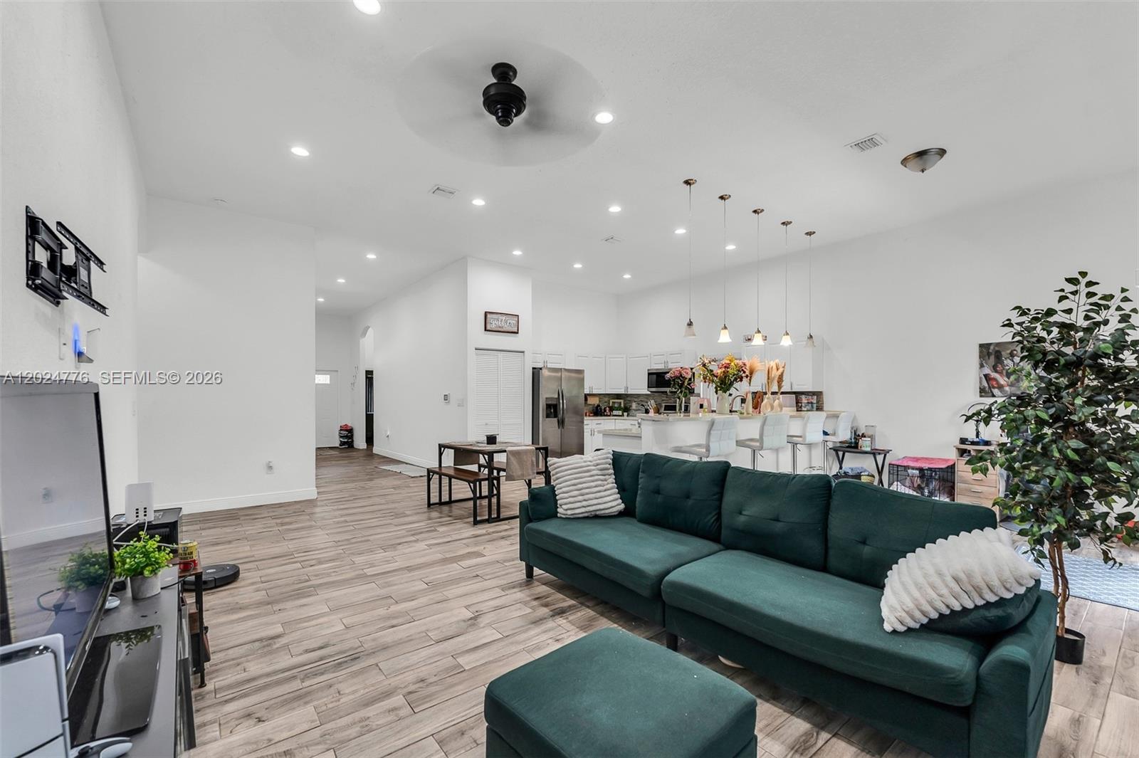 2804 Washington Dr