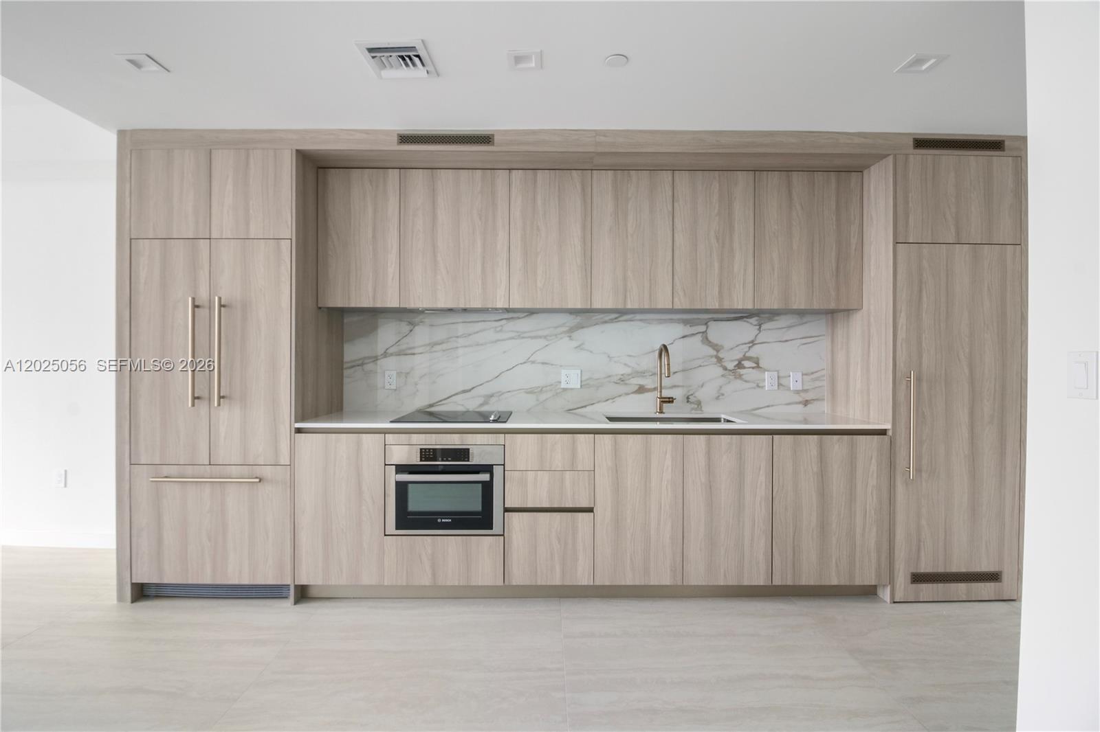 77 SE 5th St # 4208