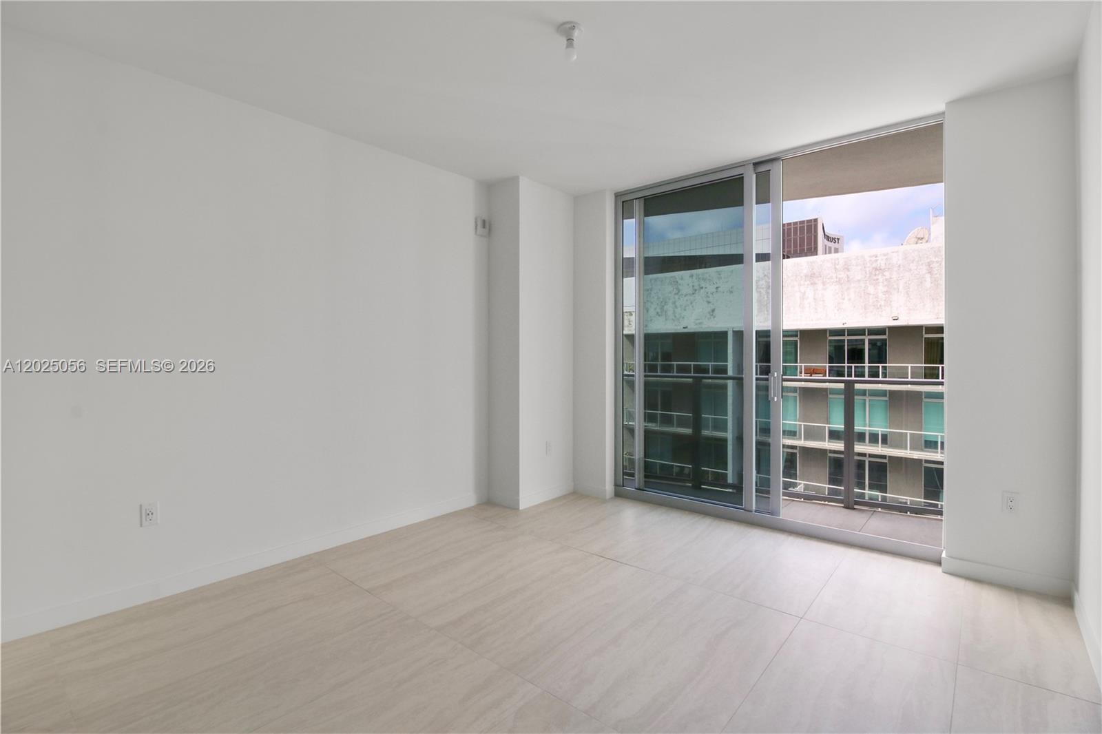 77 SE 5th St # 4208